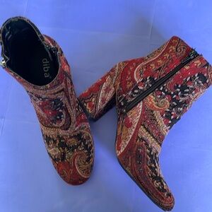 Diba Brodie Paisley Woman’s Ankle Boots